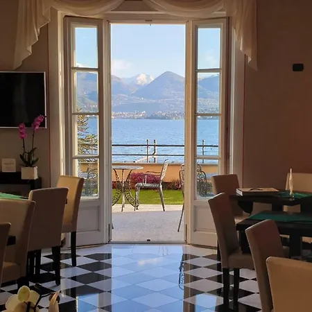 La Luna Nel Porto 3* Стреза