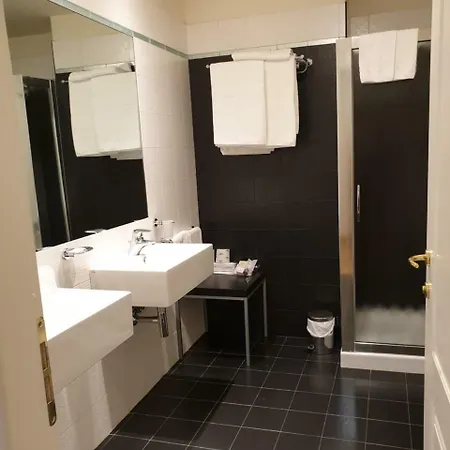 La Luna Nel Porto Szálloda 3*