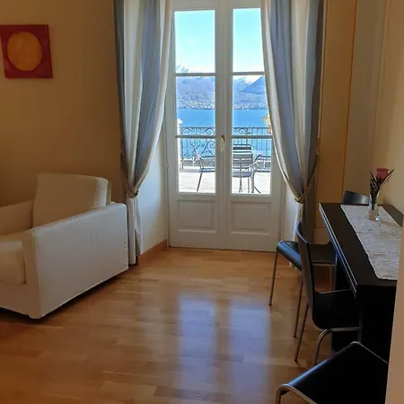 La Luna Nel Porto Отель Стреза