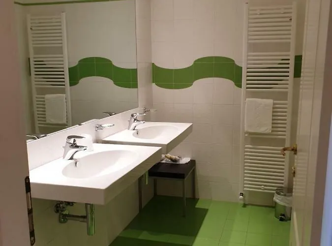 ホテル La Luna Nel Porto ストレーザ