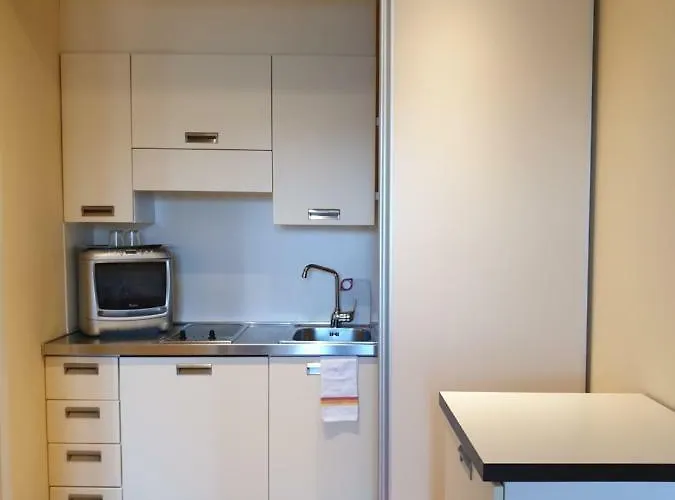 La Luna Nel Porto 斯特雷萨