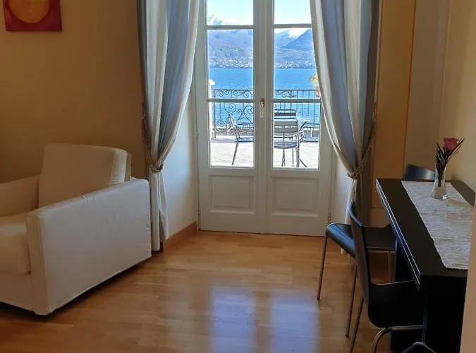 La Luna Nel Porto 酒店 斯特雷萨