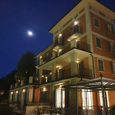 Szálloda La Luna Nel Porto Stresa